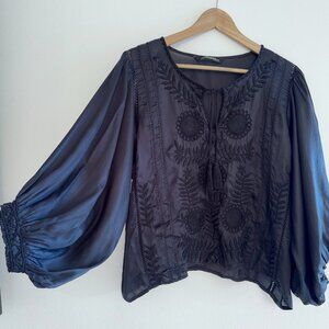 ZARA PREMIUM DENIM COLLECTION SATIN EMBROIDERED PEASANT TOP SIZE MEDIUM